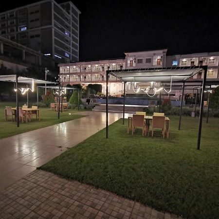 Naka Hotel Kupang Kupang (East Nusa Tenggara) Exterior foto
