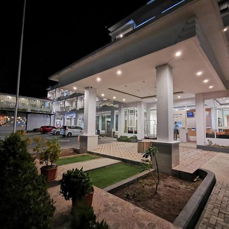 Naka Hotel Kupang Kupang (East Nusa Tenggara) Exterior foto