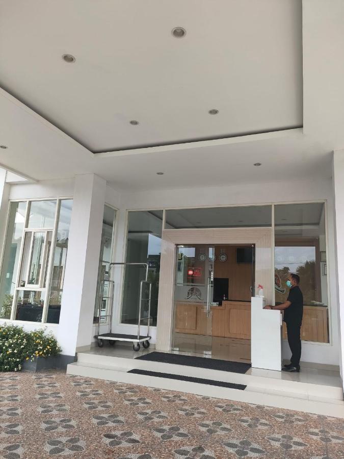 Naka Hotel Kupang Kupang (East Nusa Tenggara) Exterior foto