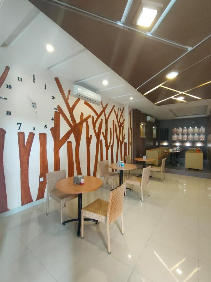 Naka Hotel Kupang Kupang (East Nusa Tenggara) Exterior foto