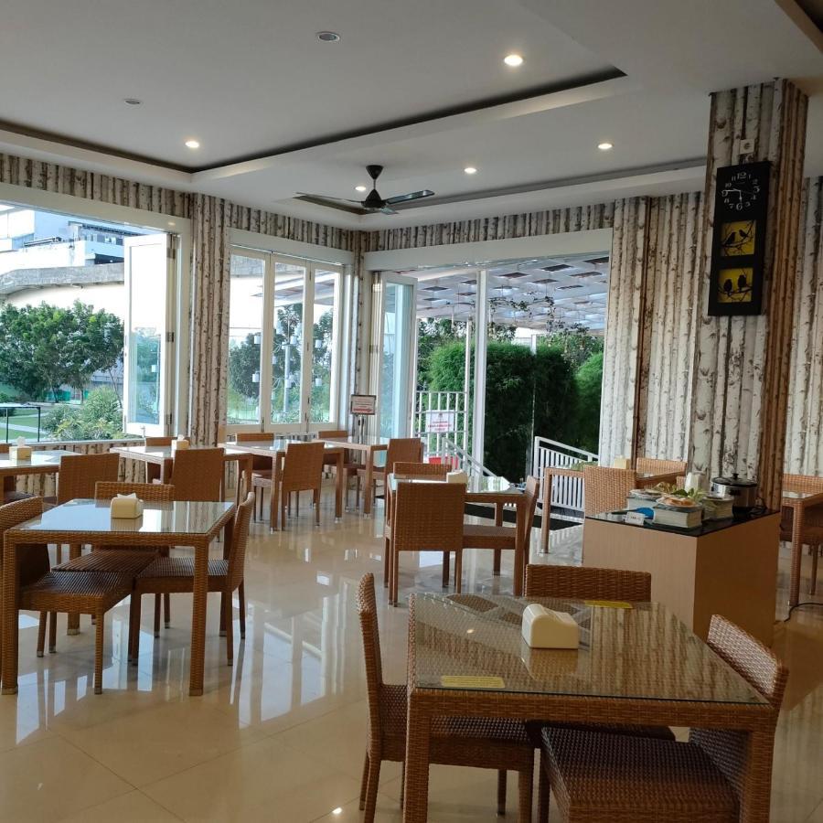 Naka Hotel Kupang Kupang (East Nusa Tenggara) Exterior foto